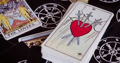 tarot gratis trabajo|Tarot del Trabajo • Las Cartas Del Tarot • Tiradas Gratis